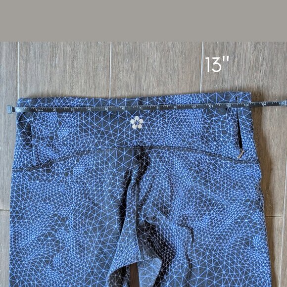 Tuff Athletics Cropped Leggings, Blue Burst Pattern, Sz S - Picture 11 of 11